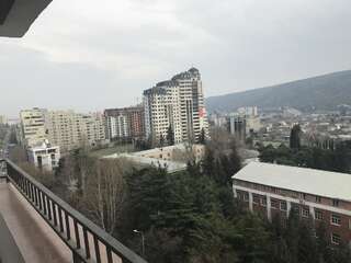 Отель Apart Hotel Vera Тбилиси Двухместный номер с двуспальной кроватью и дополнительной кроватью-9